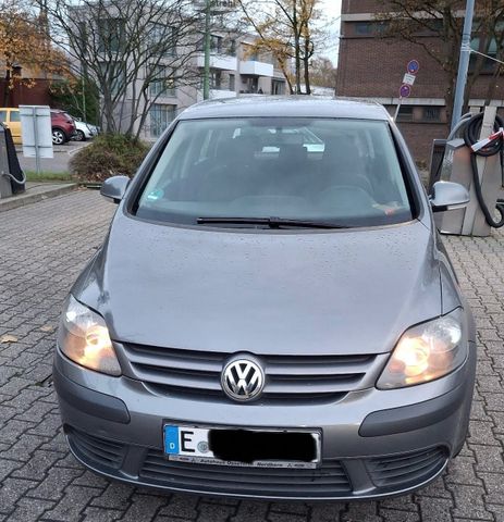 Volkswagen VW Golf 5 Plus 1.9TDI Klima !!!