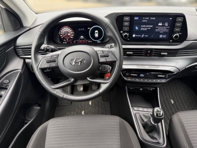 Fahrzeugabbildung Hyundai i20 Essential Komfort 1.0 T-GDI +CARPLAY+TEMPOMA