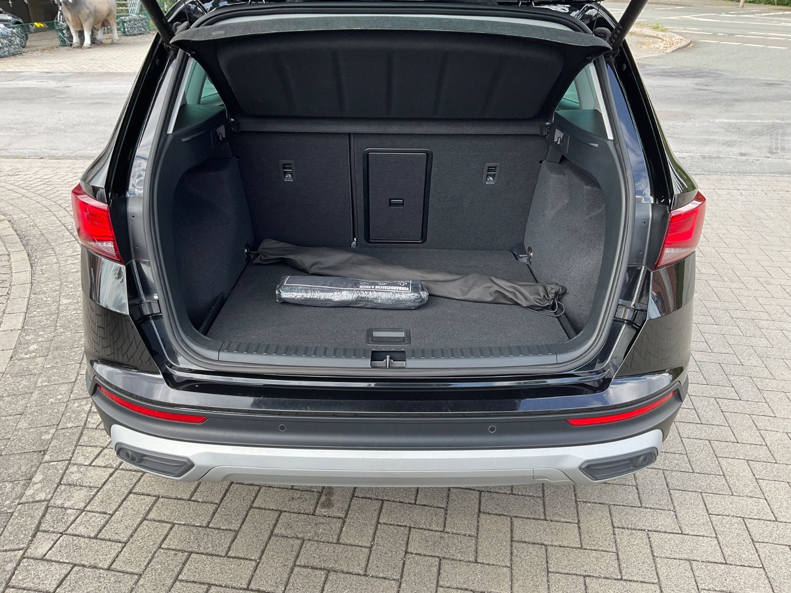 Fahrzeugabbildung SEAT Ateca 1.5 TSI Xperience DSG,Kamera,Navi,Carplay