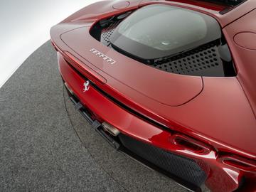 2021 Ferrari SF90 缩略图 17