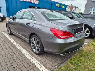 Mercedes CLA 180 - 4