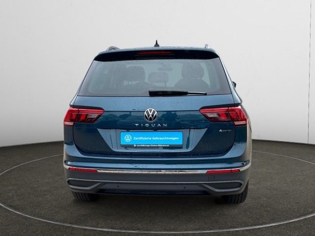 Volkswagen Tiguan 2.0 TDI DSG 4M Life Navi AHK Pano Standhz foto 4