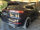 Porsche Cayenne Turbo,BOSE,360°Kam.Apple,Pano.Matrix LED - Porsche in Oldenburg