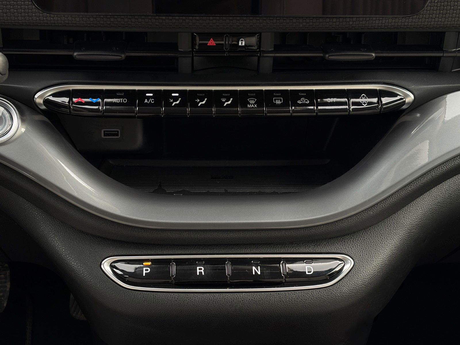 Fahrzeugabbildung Fiat 500e La Prima by Bocelli Leder CarPlay ACC CAM