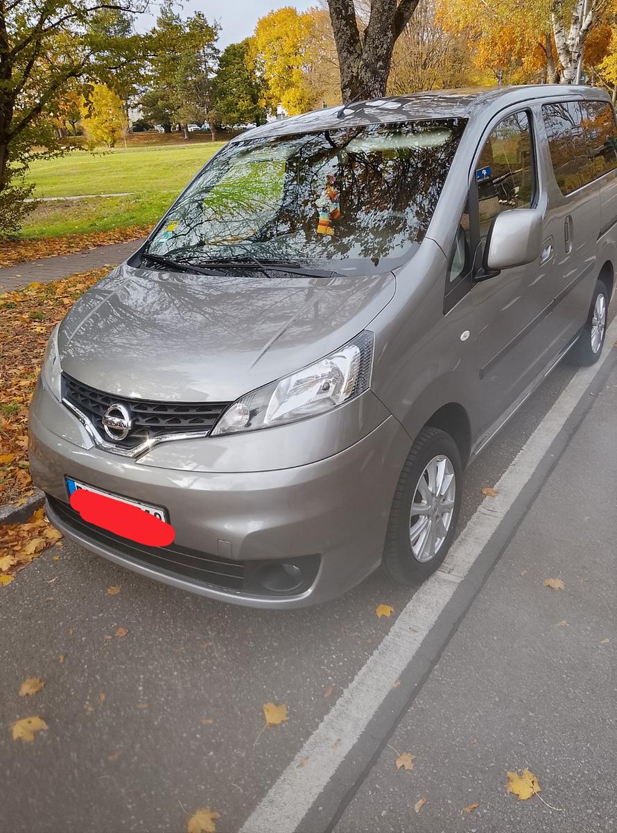 Nissan Evalia