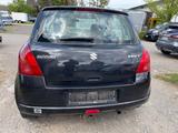 Suzuki Swift Lim. Klima. gute Zustand - Suzuki Swift in Lübeck
