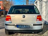 Volkswagen Golf IV silber | Baujahr 2000 | TÜV bis 06/27 - VW Gebrauchtwagen von 2000