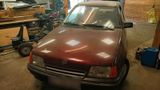 Opel Kadett E LX 1,8 - Opel Kadett mit Benzin-Antrieb: Limousine, 1.8