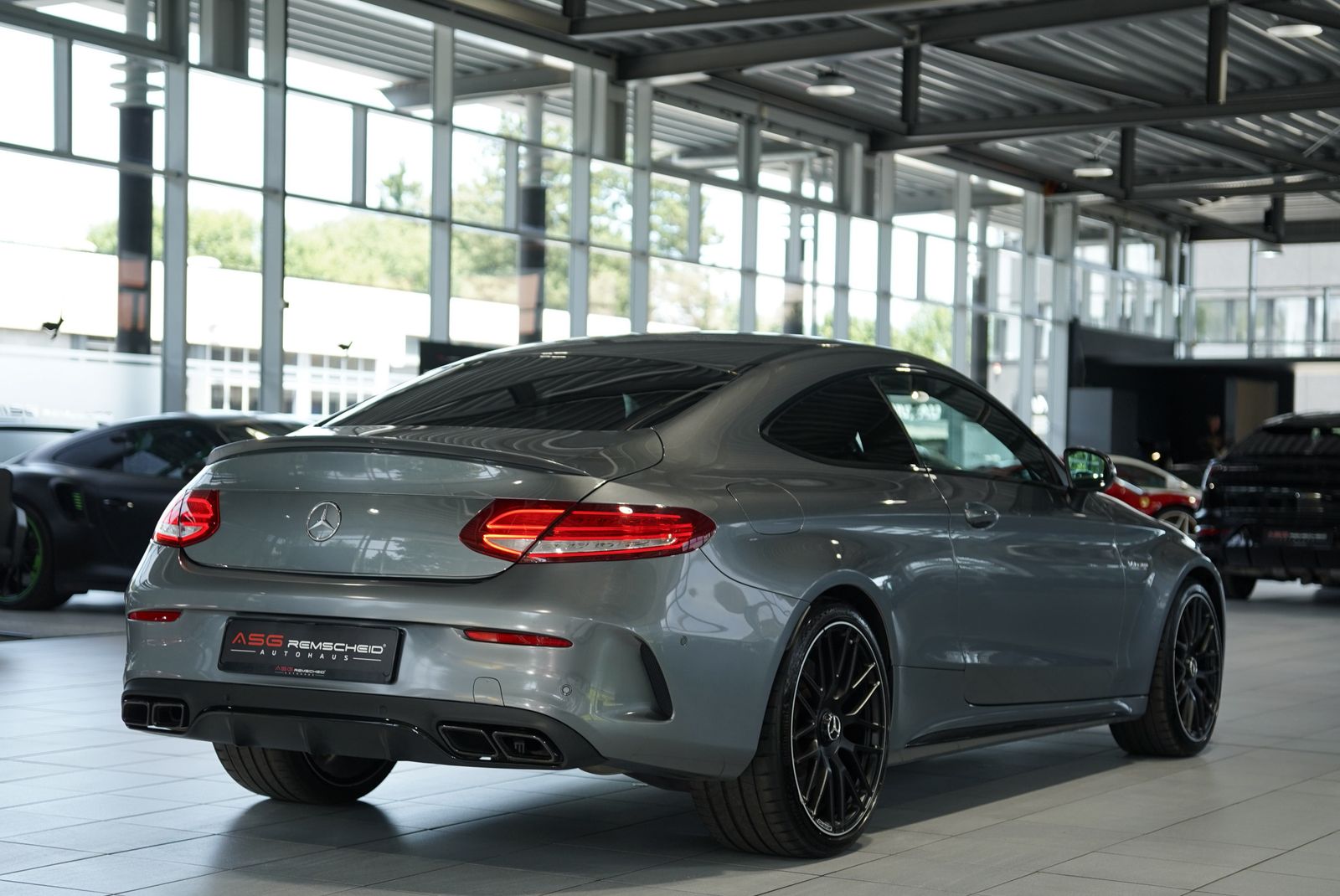 Mercedes Benz C 63 Amg