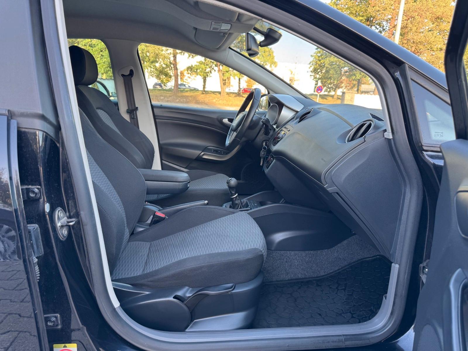 Seat Ibiza 2011 — photo 10