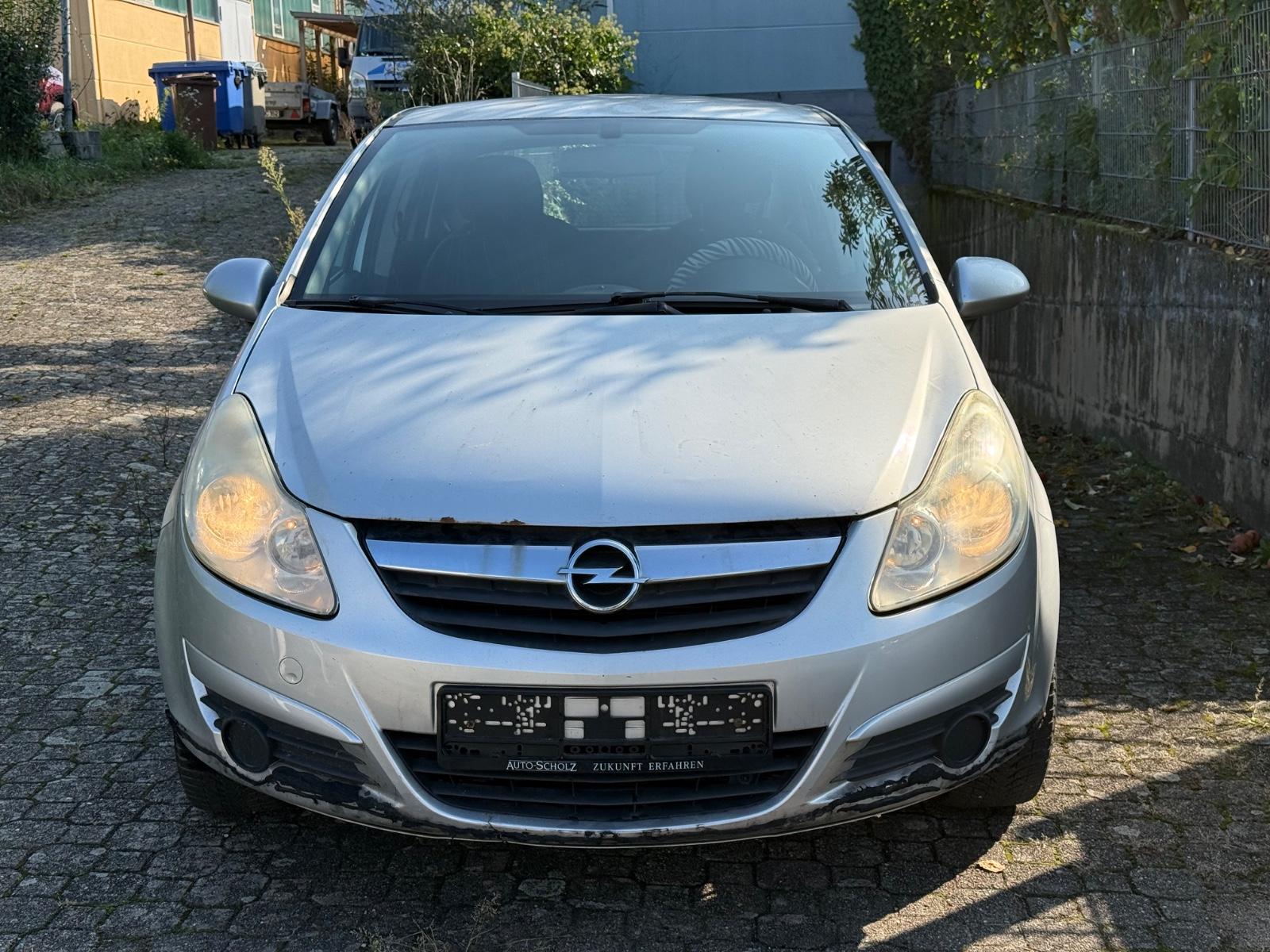 Opel Corsa 1.2 Twinport Edition 1 Hand