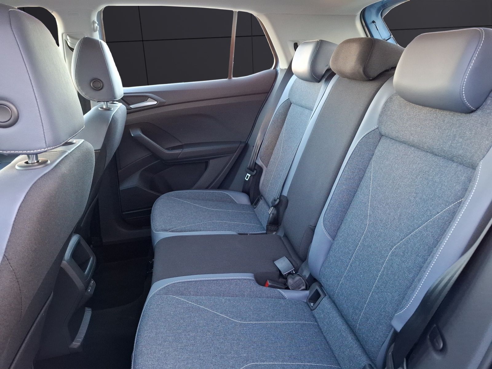 Fahrzeugabbildung Volkswagen T-Cross TSI Style DSG Matrix Navi AID ACC PDC SH