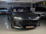 BMW 740d Sky Lounge, TV, Automatic doors - gebrauchte BMW 740 aus dem Jahr 2023