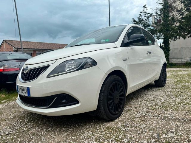 Другие Lancia Ypsilon 1.0 FireFly 5 porte S&S Hybrid Ec