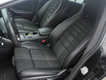 Mercedes CLA Shooting Brake - 11