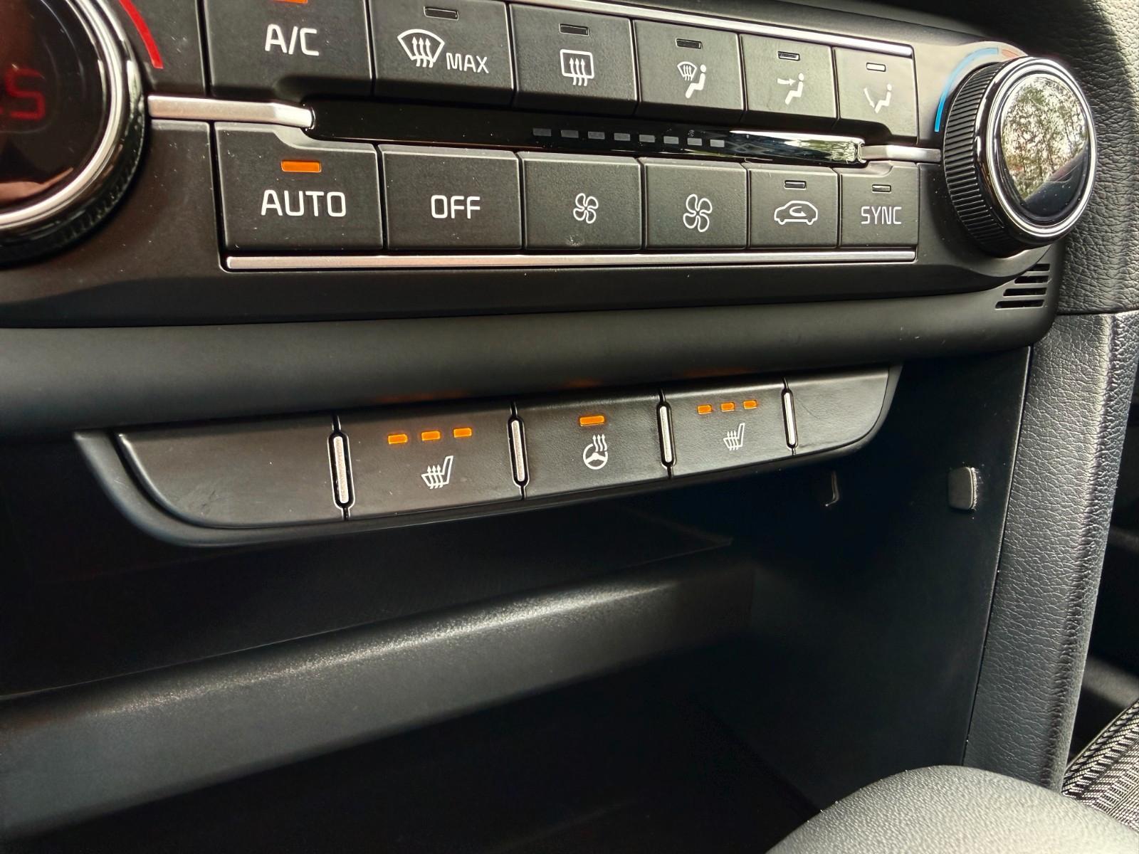 Kia cee'd SW 1.6 CRDi Vision NAVI LED KAMERA LM ACC