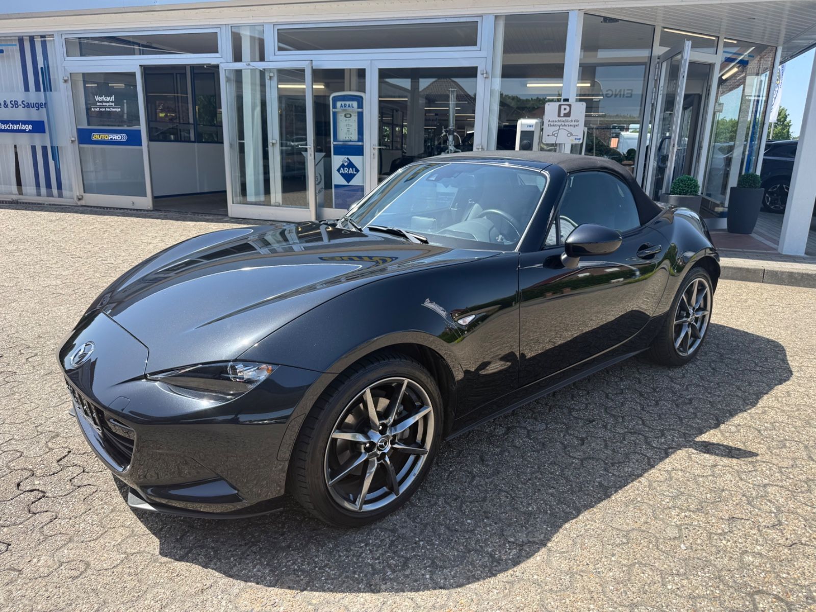 Fahrzeugabbildung Mazda MX-5 Sports-Line 2.0 SKYACTIV-G 160 Bose/LED
