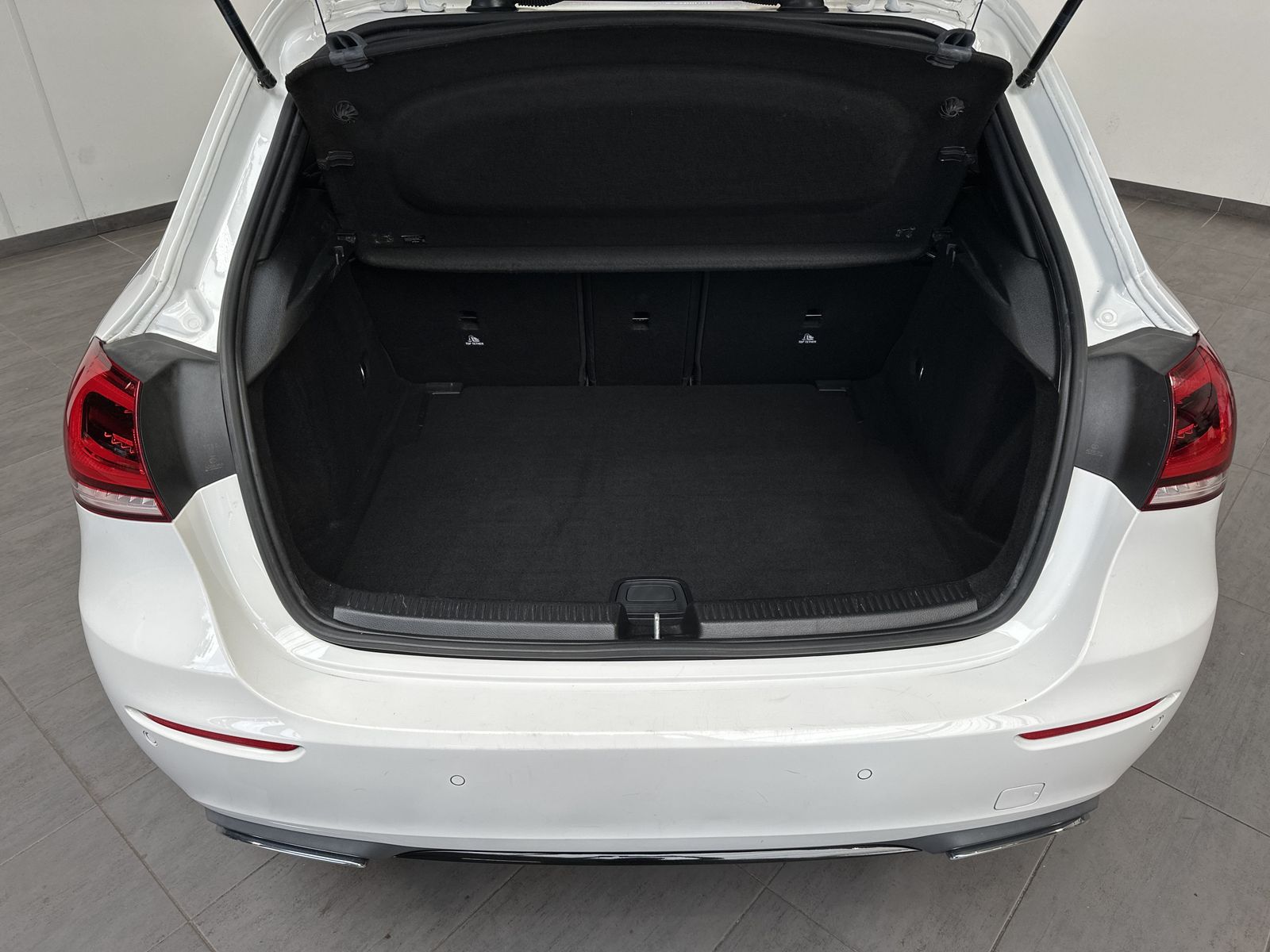 Fahrzeugabbildung Mercedes-Benz A 250 Progressive DCT NAV+LED+SHZ+AHK+DIGDISPLAY