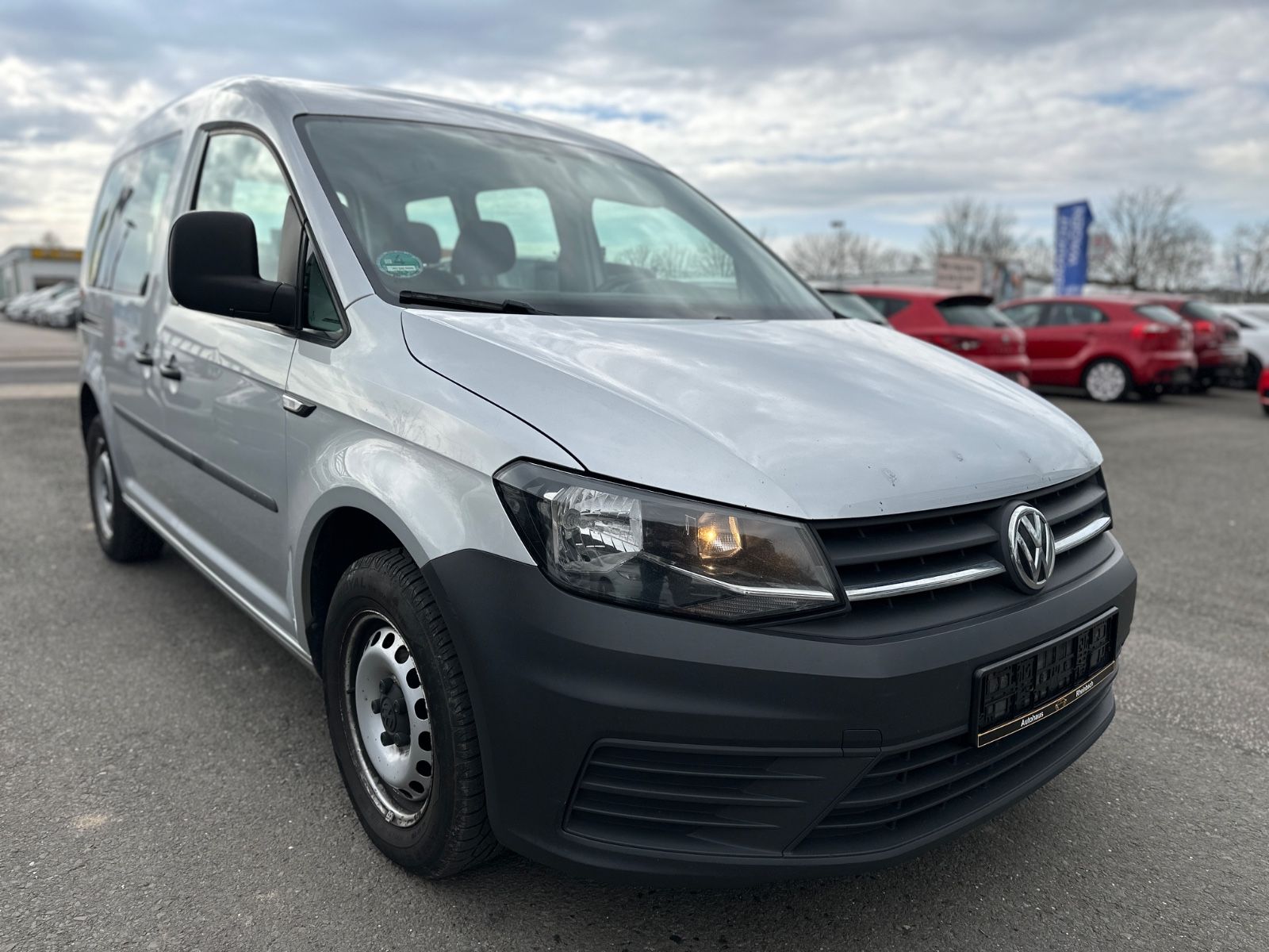 Volkswagen Caddy - 1