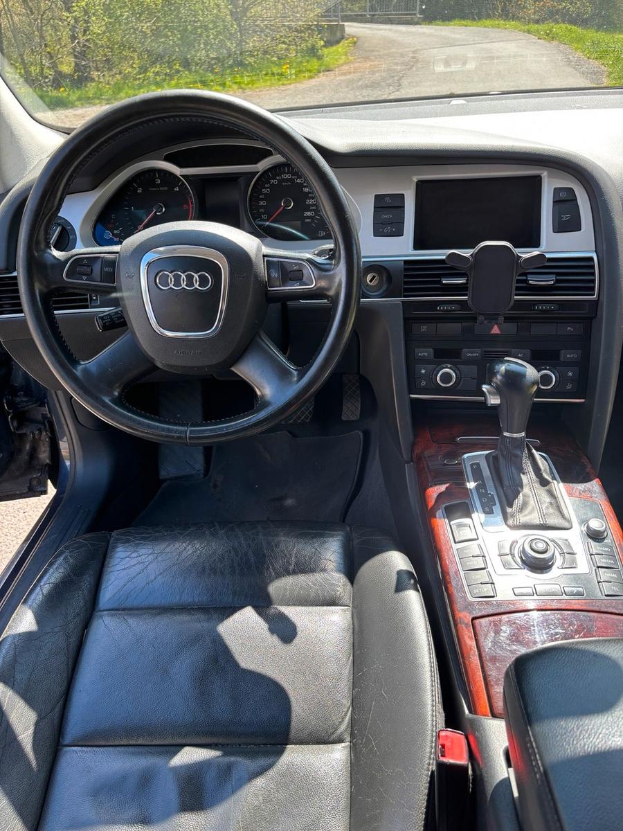 Audi Quattro 2011 — photo 11