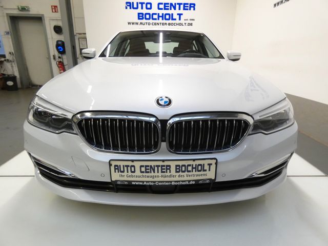 BMW 520 d Luxury Line*HUD*LED*DAB*Leder*NaviProf