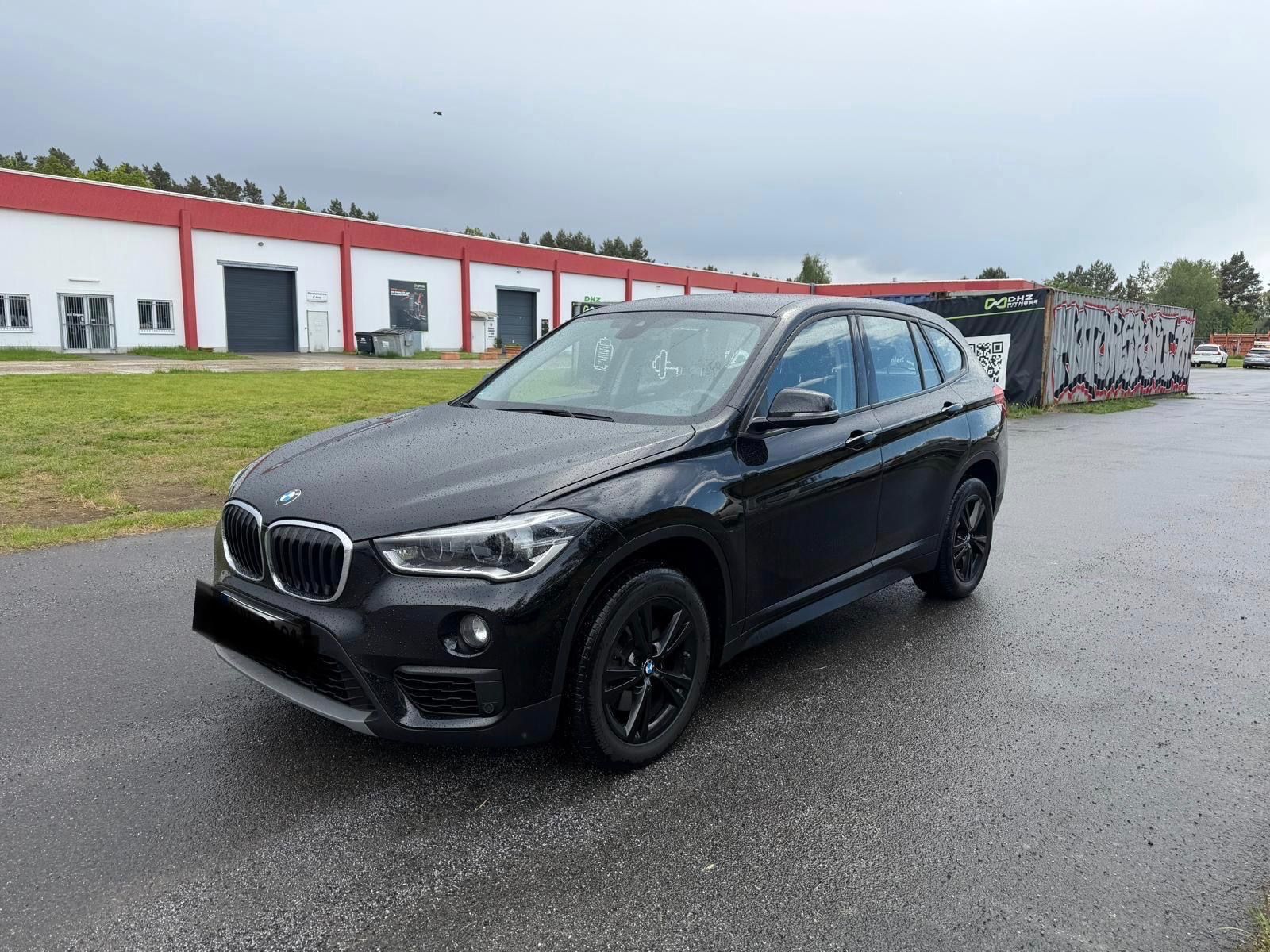 BMW X1 sDrive 18 d Advantage Automatik 1.Hand!
