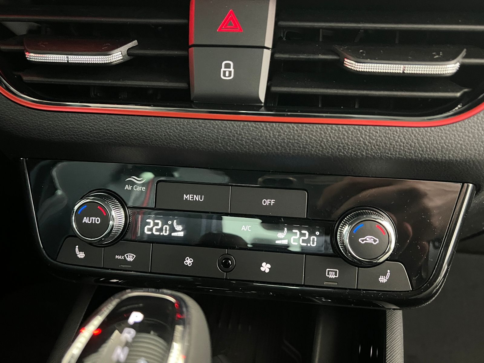 Fahrzeugabbildung SKODA Kamiq Monte Carlo 1.0 TSI DSG *AHK, Matrix-LED*