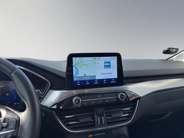 Kuga 2.0 EcoBlue Automatik Titanium X AHK, Stand