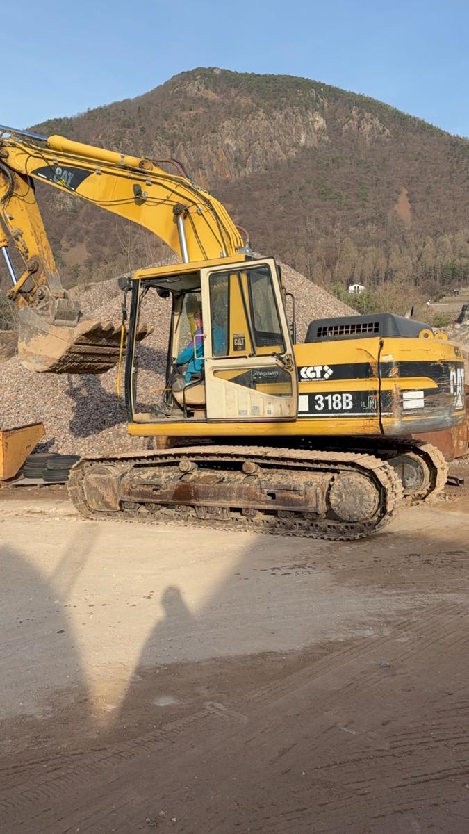 CAT 318B NL