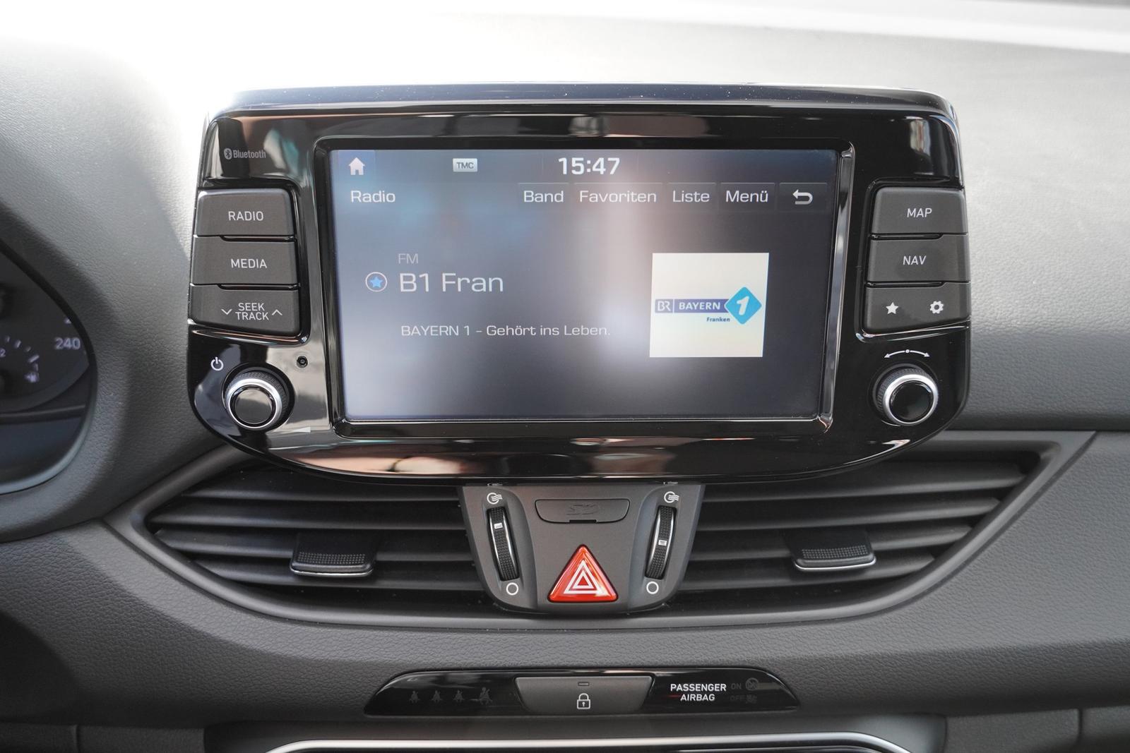 Hyundai i30 1.4 T-GDI Navi Kamera PDC Tempomat Bluetooth