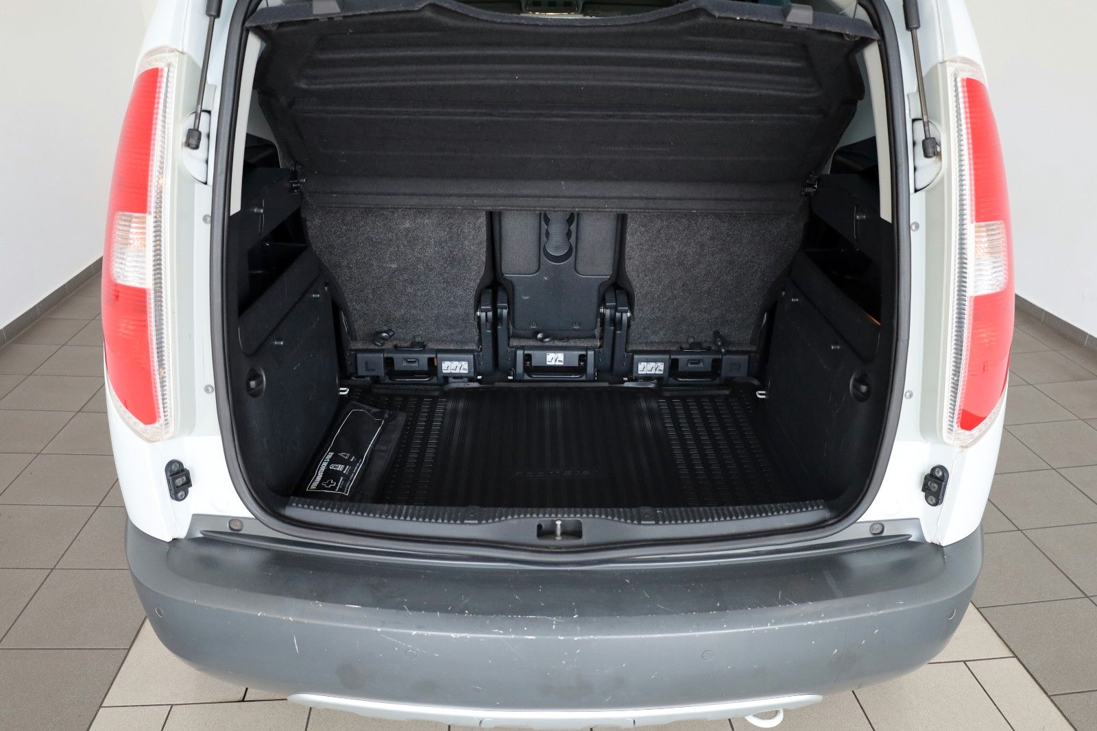 Fahrzeugabbildung SKODA Roomster Scout SH,PDC,Panorama