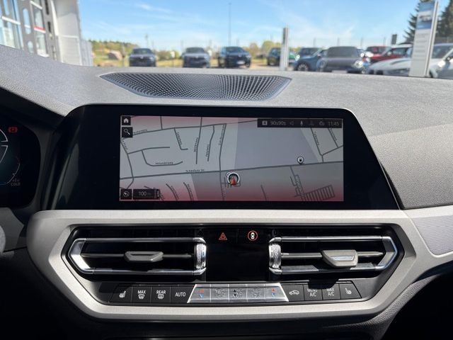 BMW 320 d xDrive Touring Advantage Navi WLAN DAB LED foto 12