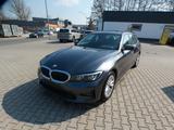 BMW 318d Touring 2.0TDI Aut.  Navi SHZ AHK LED - BMW 318: 318td