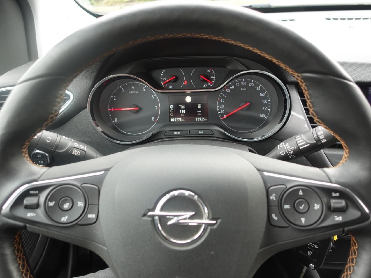 Fahrzeugabbildung Opel Crossland 1,2 Innovation