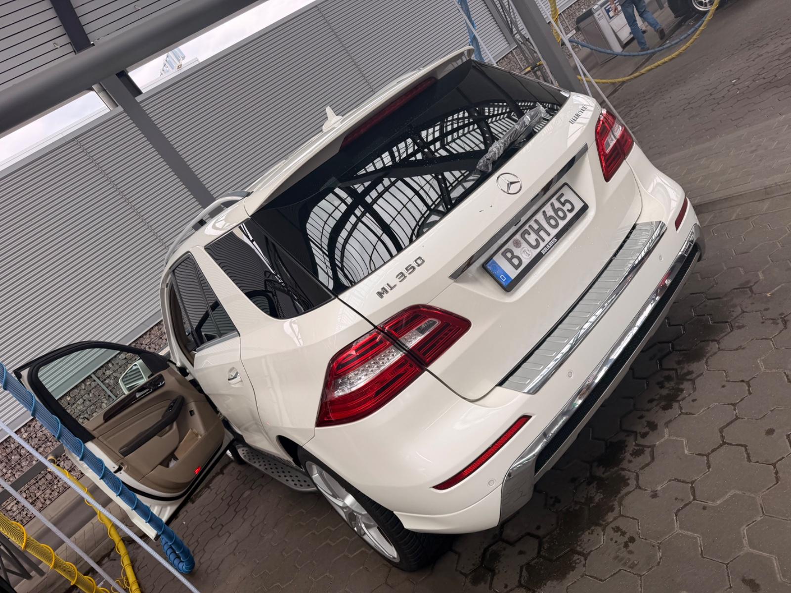 Mercedes-Benz ML 350 4MATIC BlueEFFICIENCY Standard