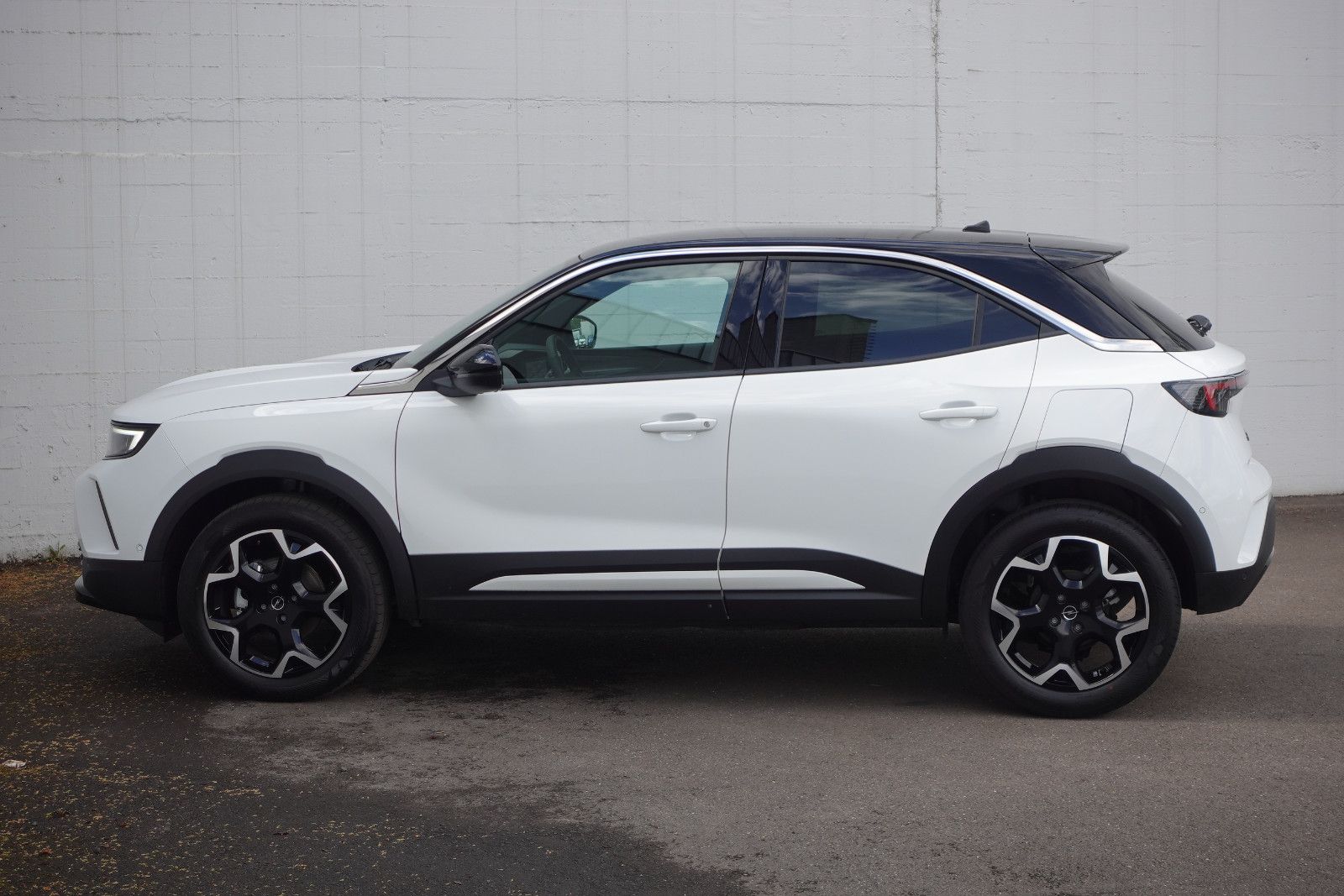 Fahrzeugabbildung Opel Mokka 1.2Turbo  Ultimate Navi,Sitzh.,Kamera,PDC