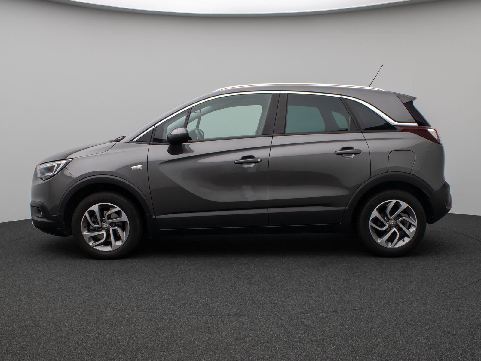 Fahrzeugabbildung Opel Crossland Innovation Kamera Navi L-hzg LED AHK
