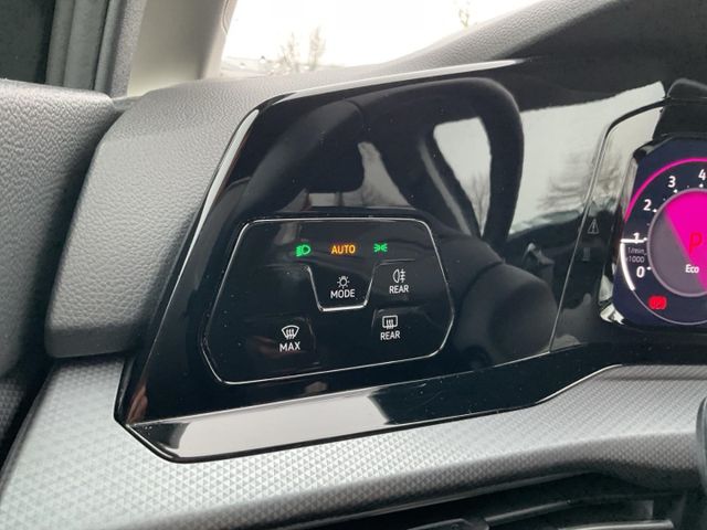 Golf 8 VIII Active 1.5 eTSI AHK-klappbar Navi Ap