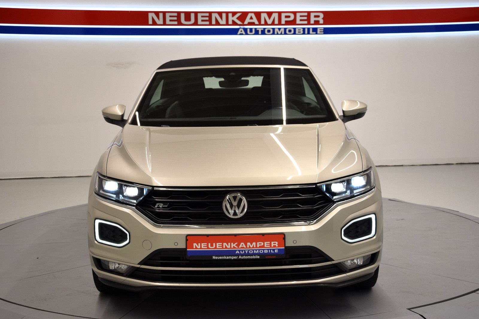 Fahrzeugabbildung Volkswagen T-Roc Cabrio R-Line LED ACC Navi beats Ambi Kame