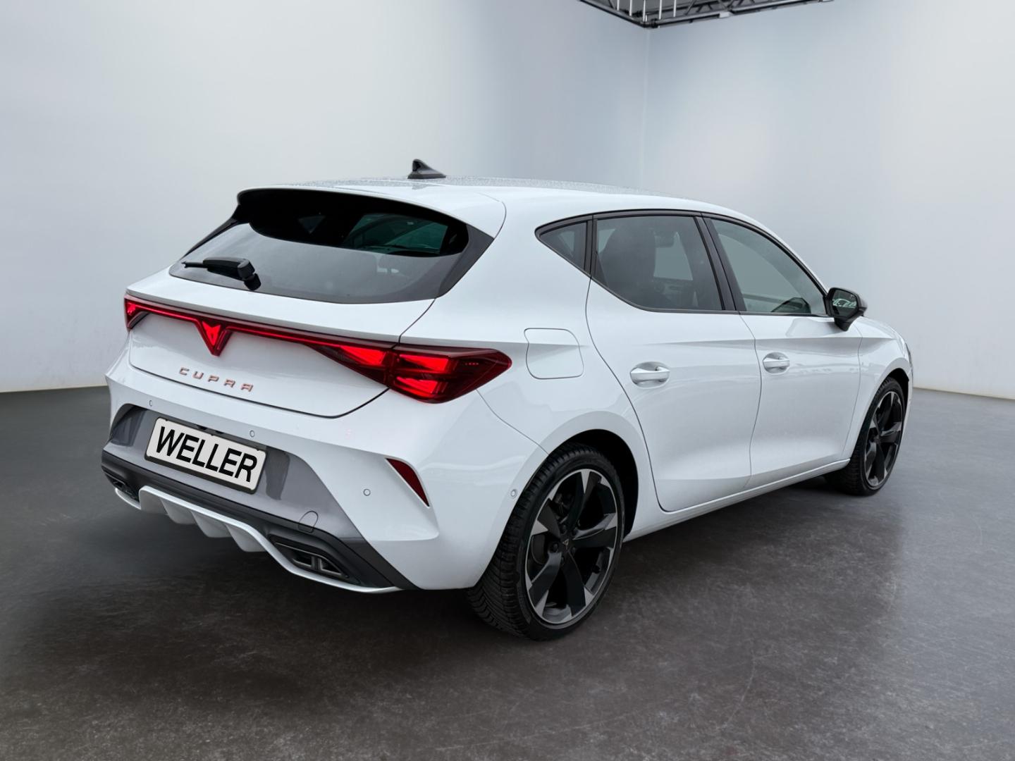 Cupra Leon 1.5 eTSI DSG *Matrix*ACC*Kessy*CAM*SHZ*Navi