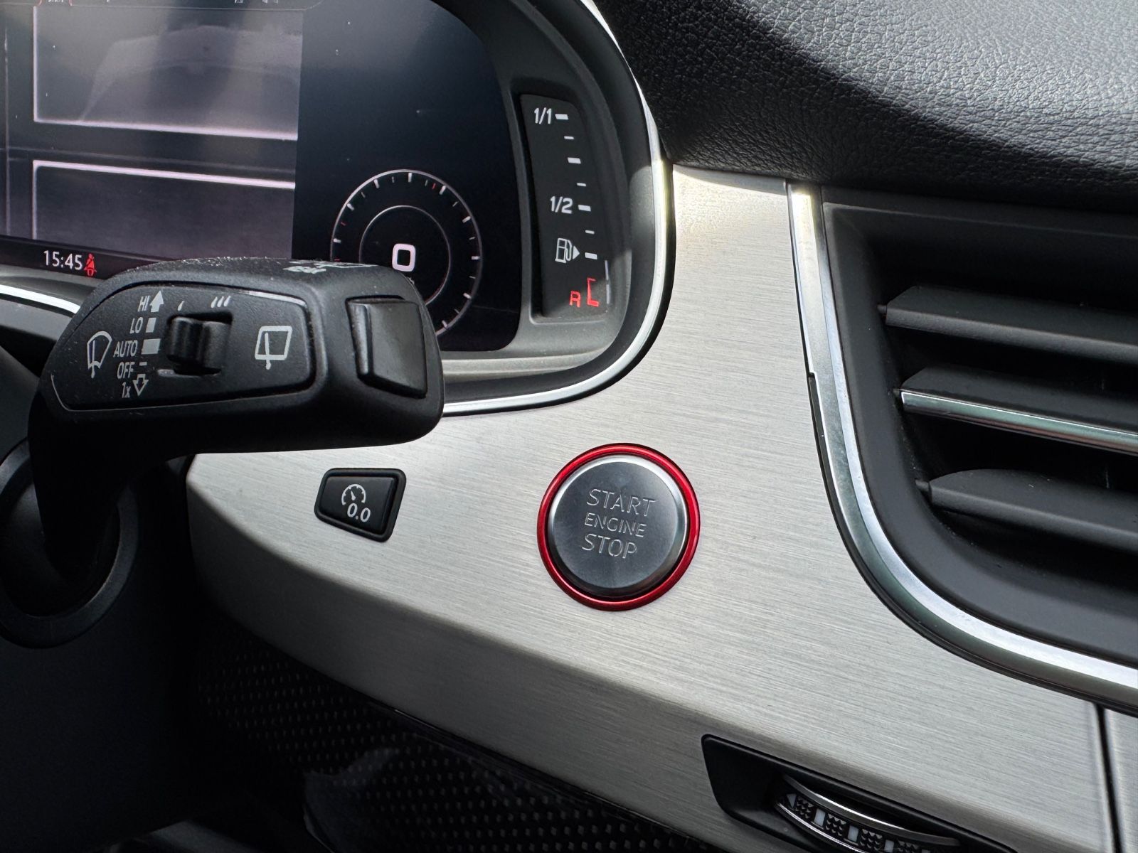 Fahrzeugabbildung Audi SQ7/RAUTEN-SITZE/PANO/AHK/360°Cam/Carbon/BOSE/