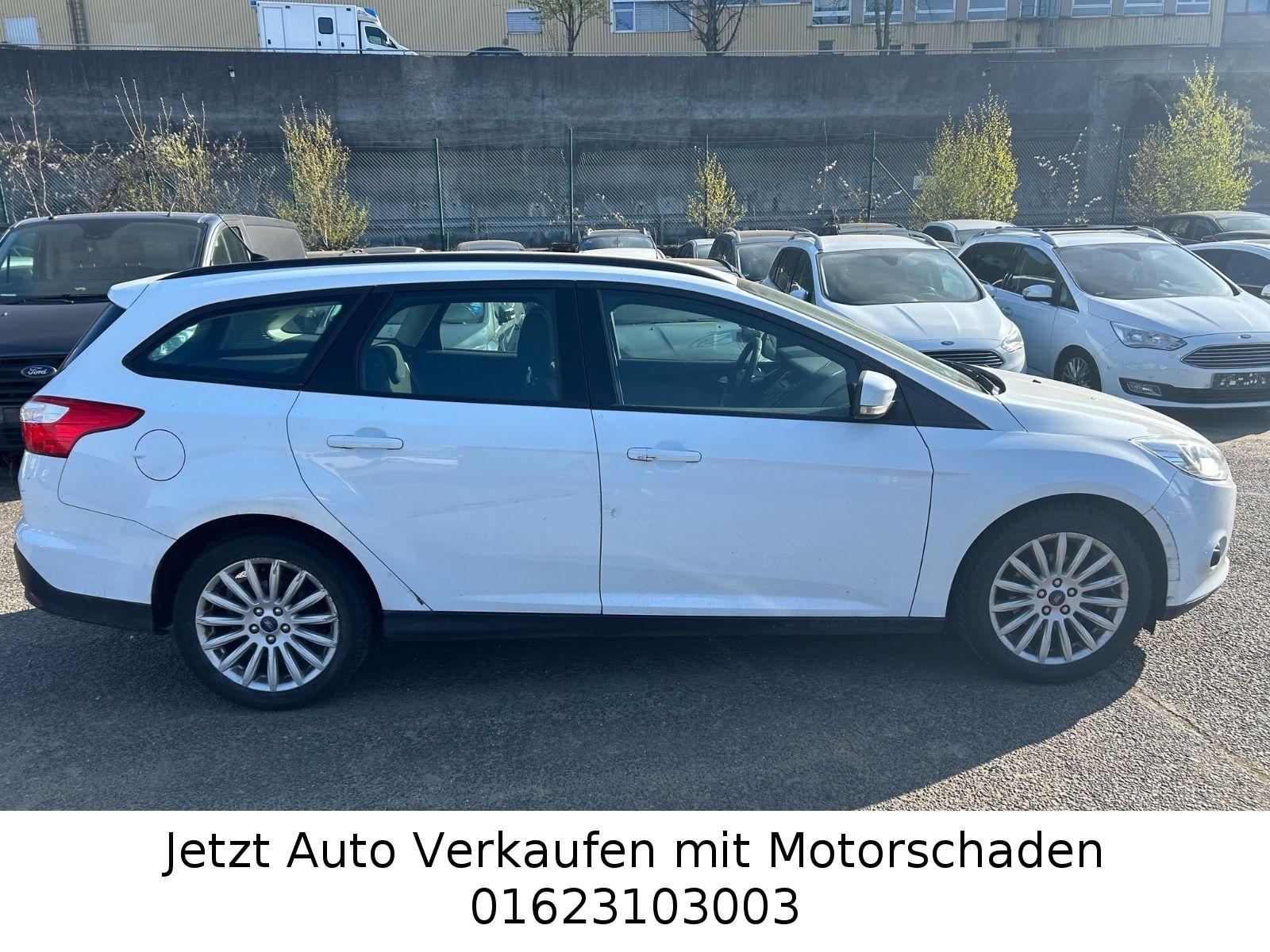 Ford Focus 2013 — photo 8