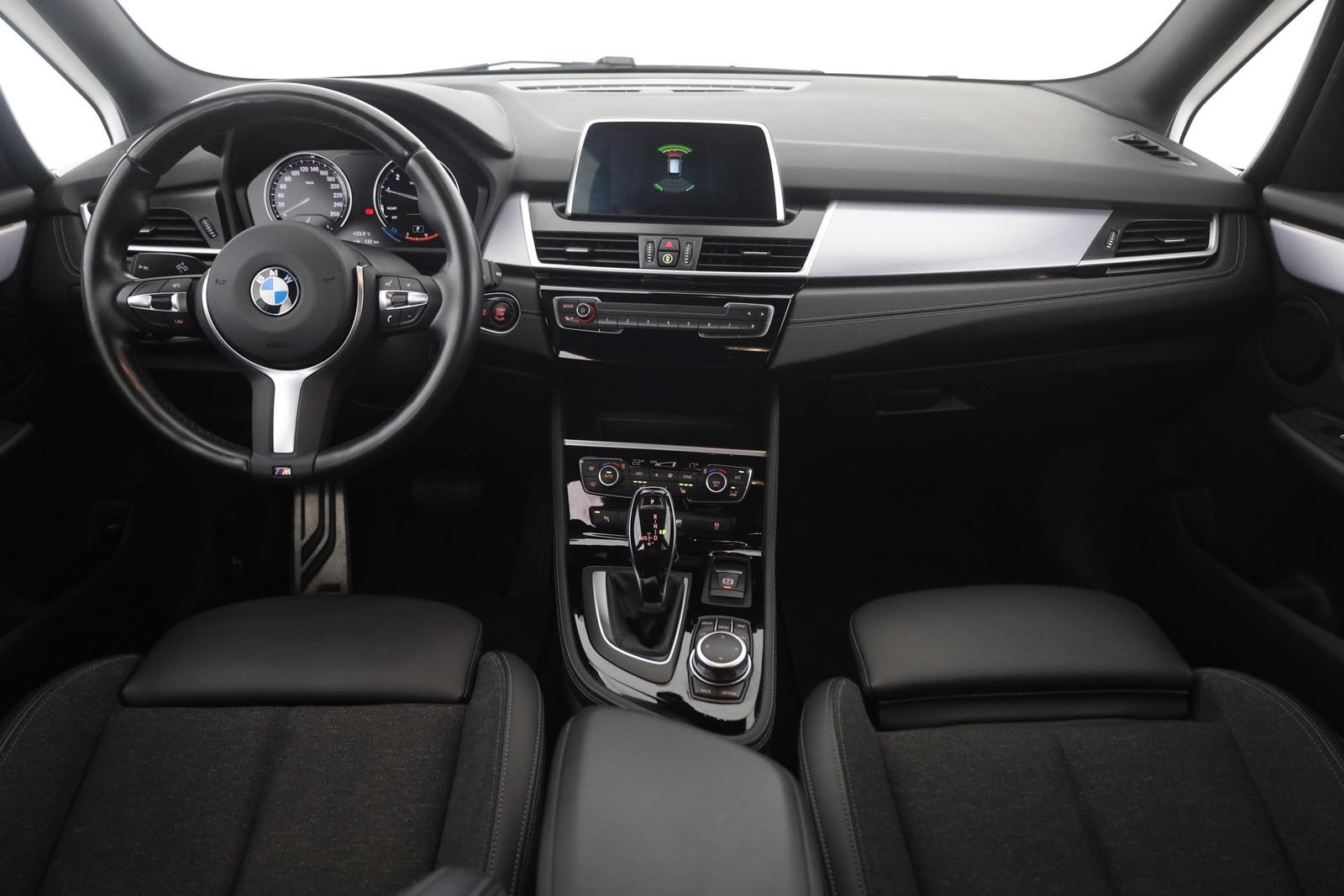BMW 218 i Gran Tourer M Sport LED Navi SHZ AHK, миниатюра 9
