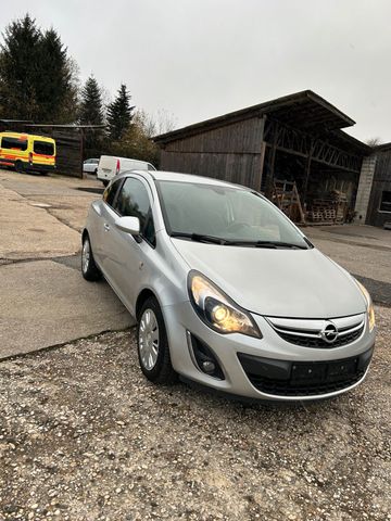 Opel Corsa 2011