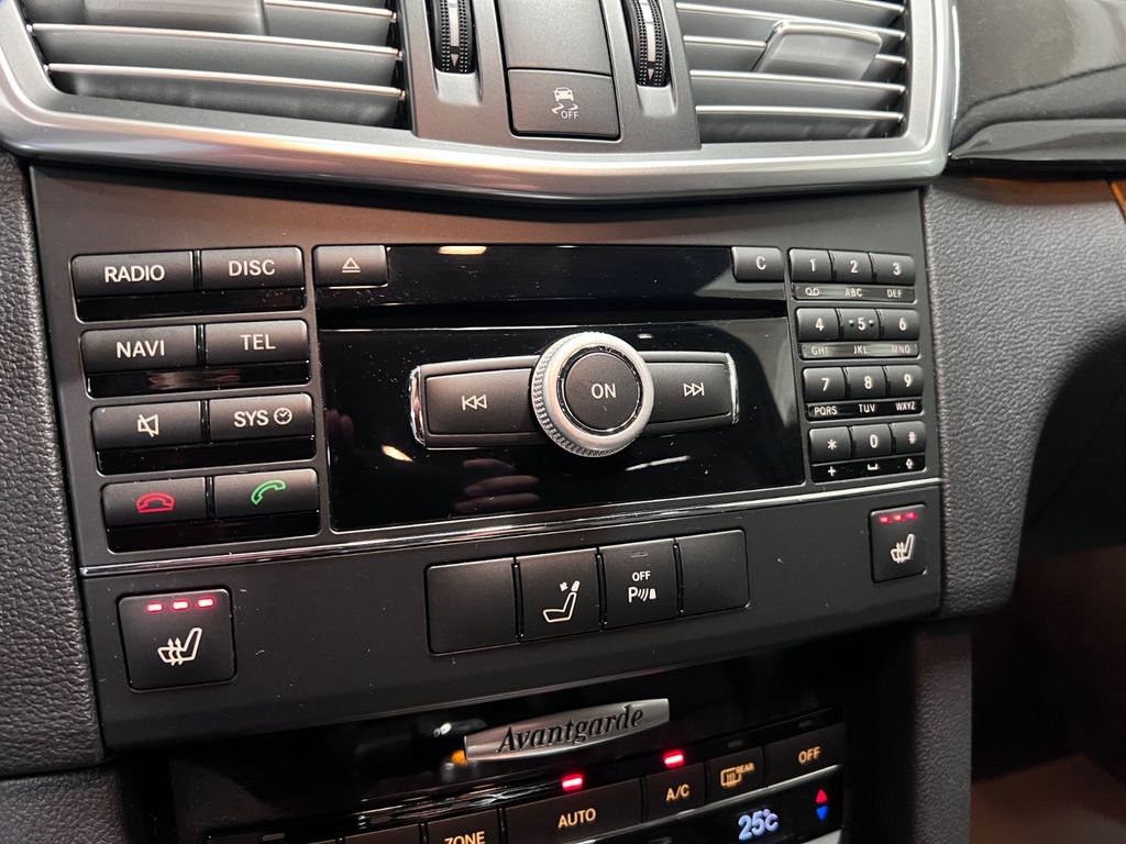 Mercedes-Benz E 350 BE / V6 / RENTNER / NUR 81.tKM/ GARANTIE Mercedes-Benz E 350 BE / V6 / RENTNER / NUR 81.tKM/ GARANTIE