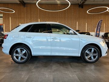 Audi Q3 2.0 TFSI quattro *Xenon*Klima*SHZ*Navi*PDC*