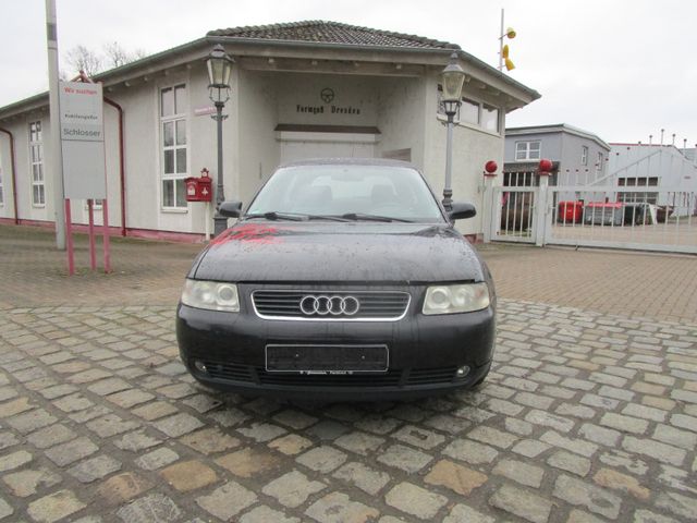 Audi A3 1.6 *Klima