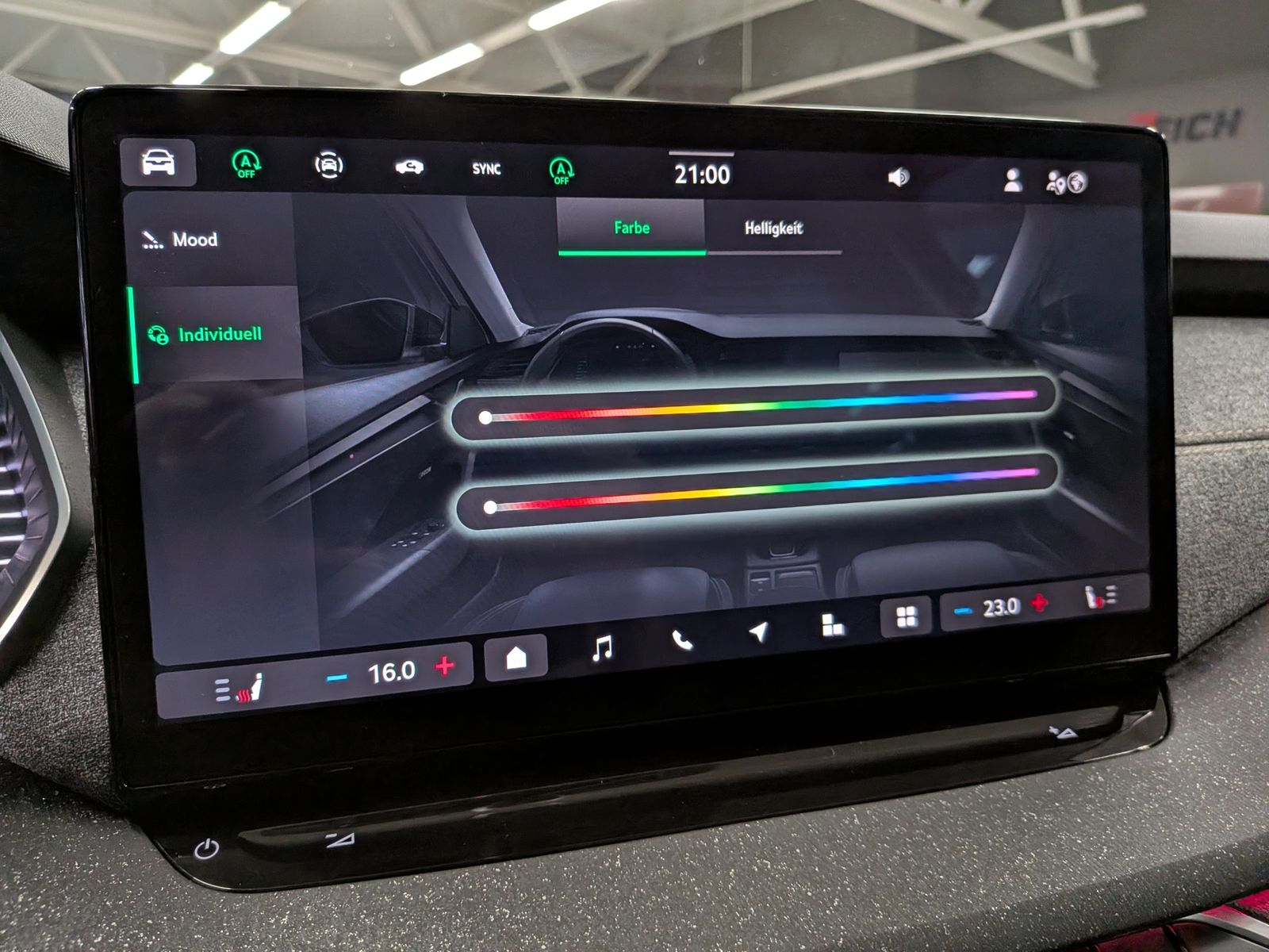 Fahrzeugabbildung SKODA Octavia 1.5 TSI mHEV DSG ACC Style-Paket AHK 17"
