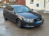Audi A3 1.6 TDI (DPF) S tronic S line Sportback S... - Audi A3: Sportback Dpf