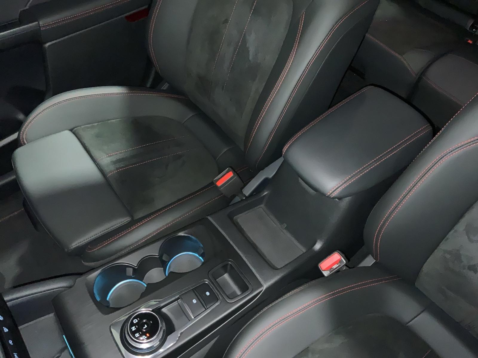 Ford Kuga ST-Line X Aut.*360GRAD*LED-MATRIX*NAVI*GRA*
